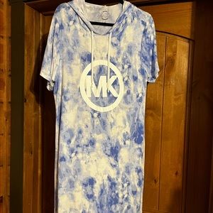 Michael Kohrs tshirt dress